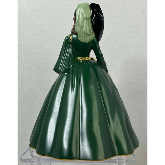 Gone With the Wind Green Velvet Dress Figurine - Picture 2 of 9